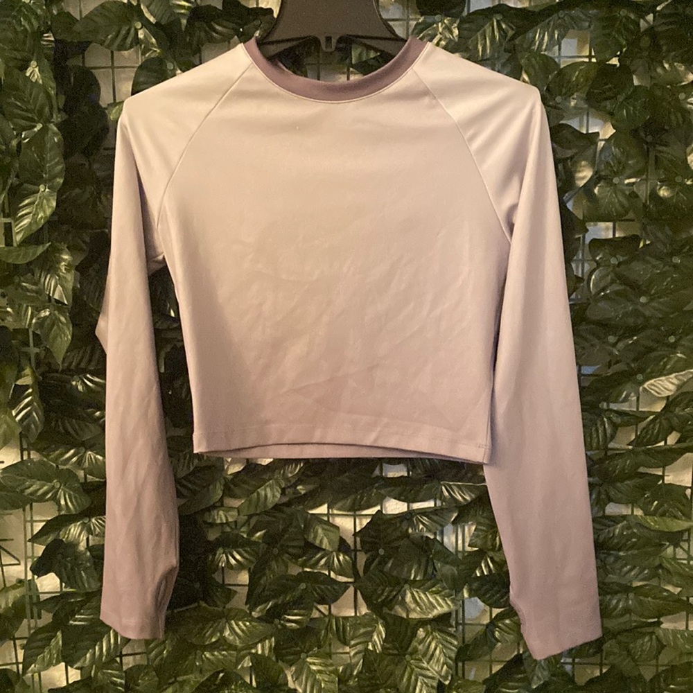 NWOT Boohoo Athletic Crop
